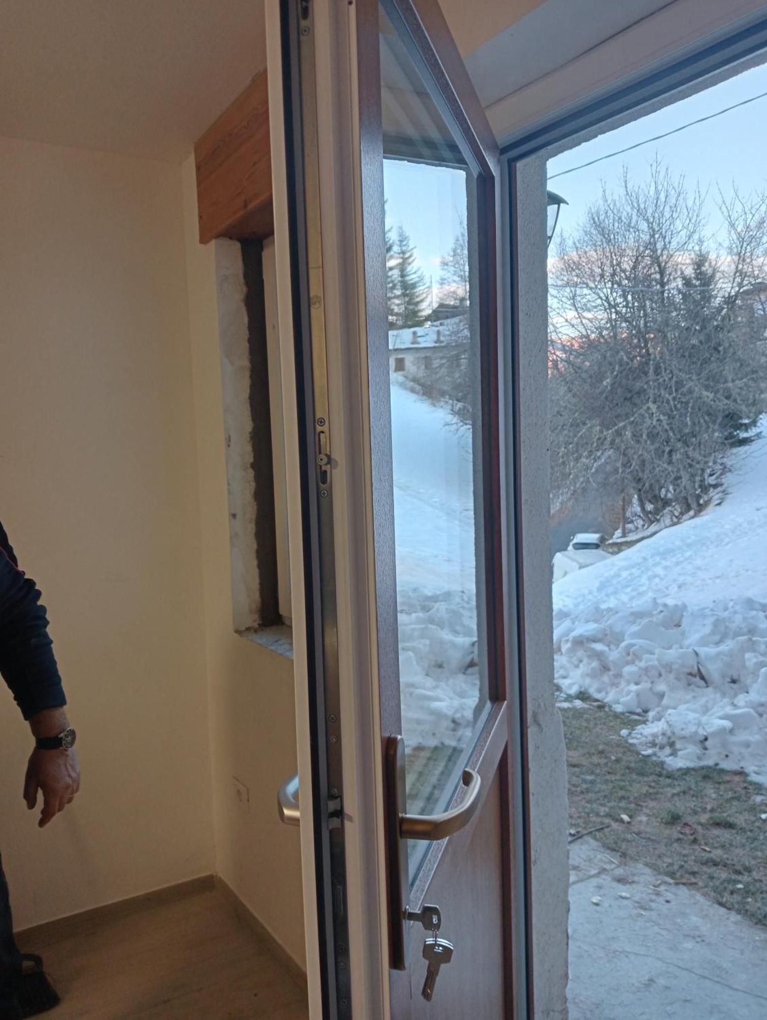 Maison Loren Pila Lägenhet Cerise Exteriör bild